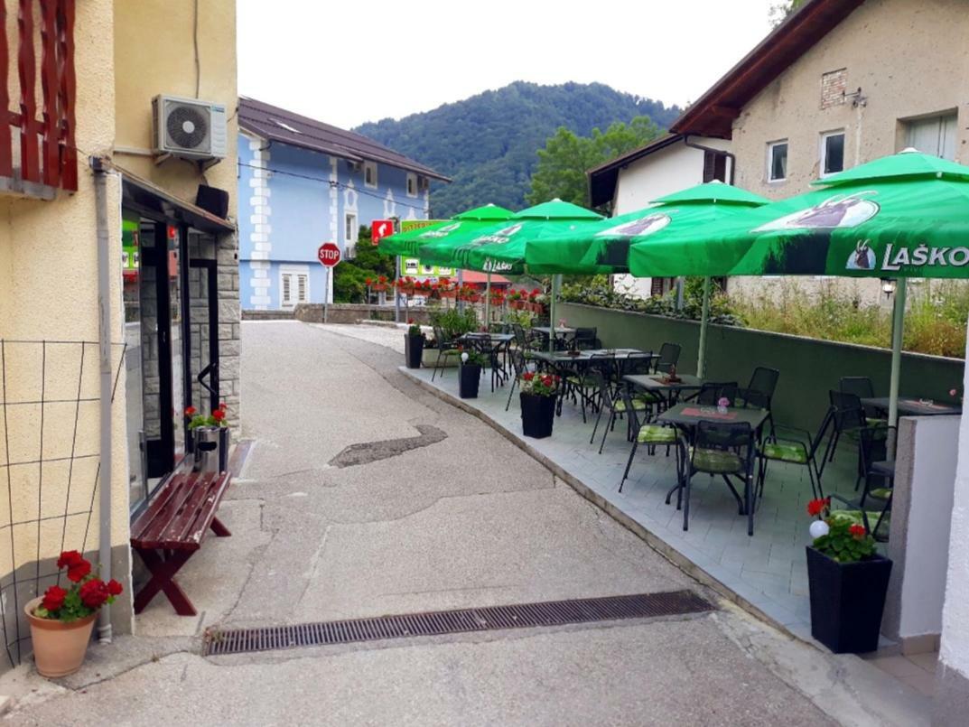 Bed and Breakfast Gostisce Ti Sobe Mici Sella di Volzana Exterior foto